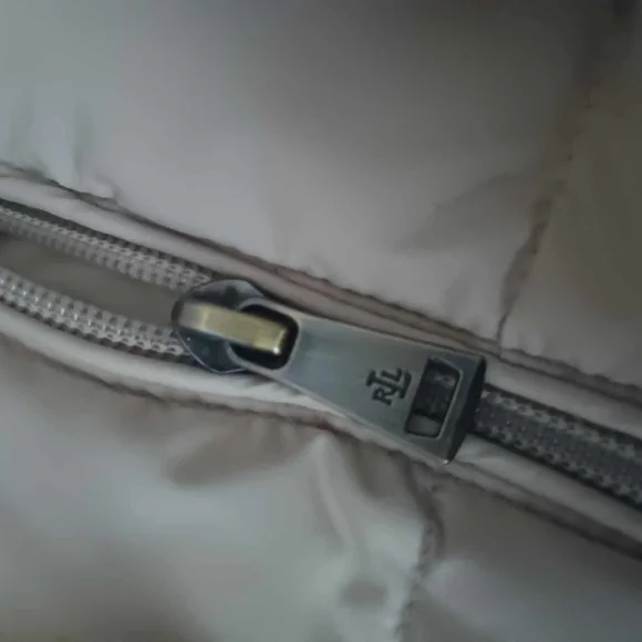 Women's Ralph Lauren creamWomen's Ralph Lauren cream - Picture 4 of 7